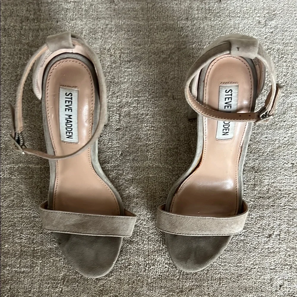 Steve Madden Women's Tan Heeled Sandals, size 6.5